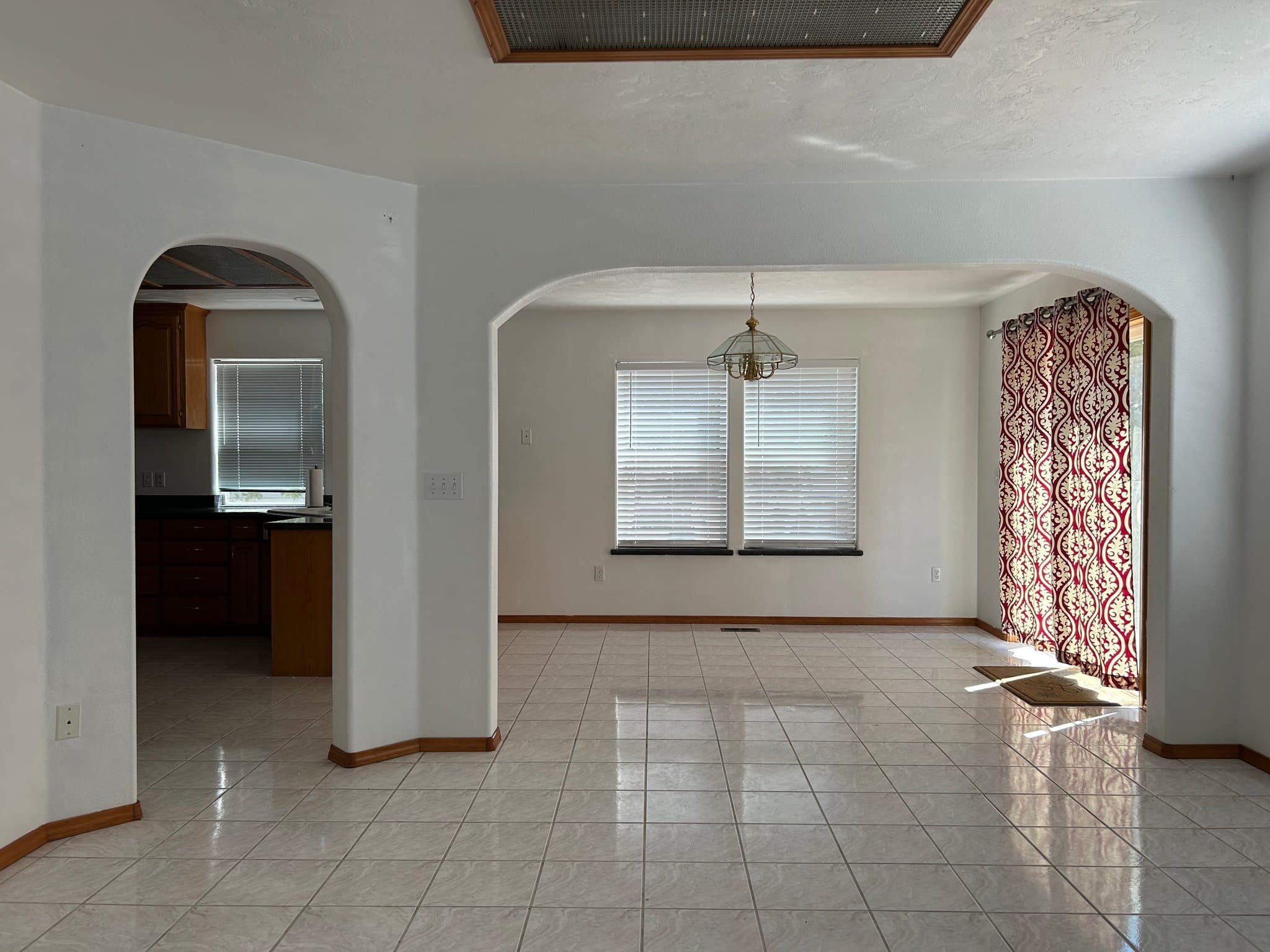 Albany House: 2950 Marion Street SE
