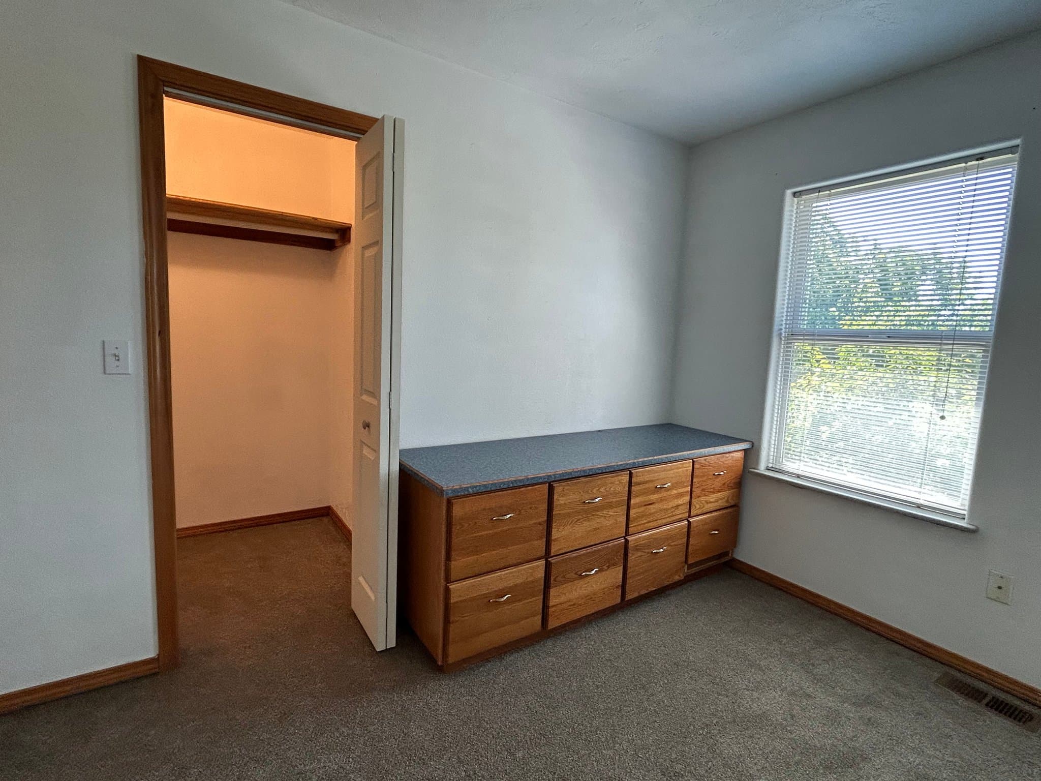 Albany House: 2950 Marion Street SE