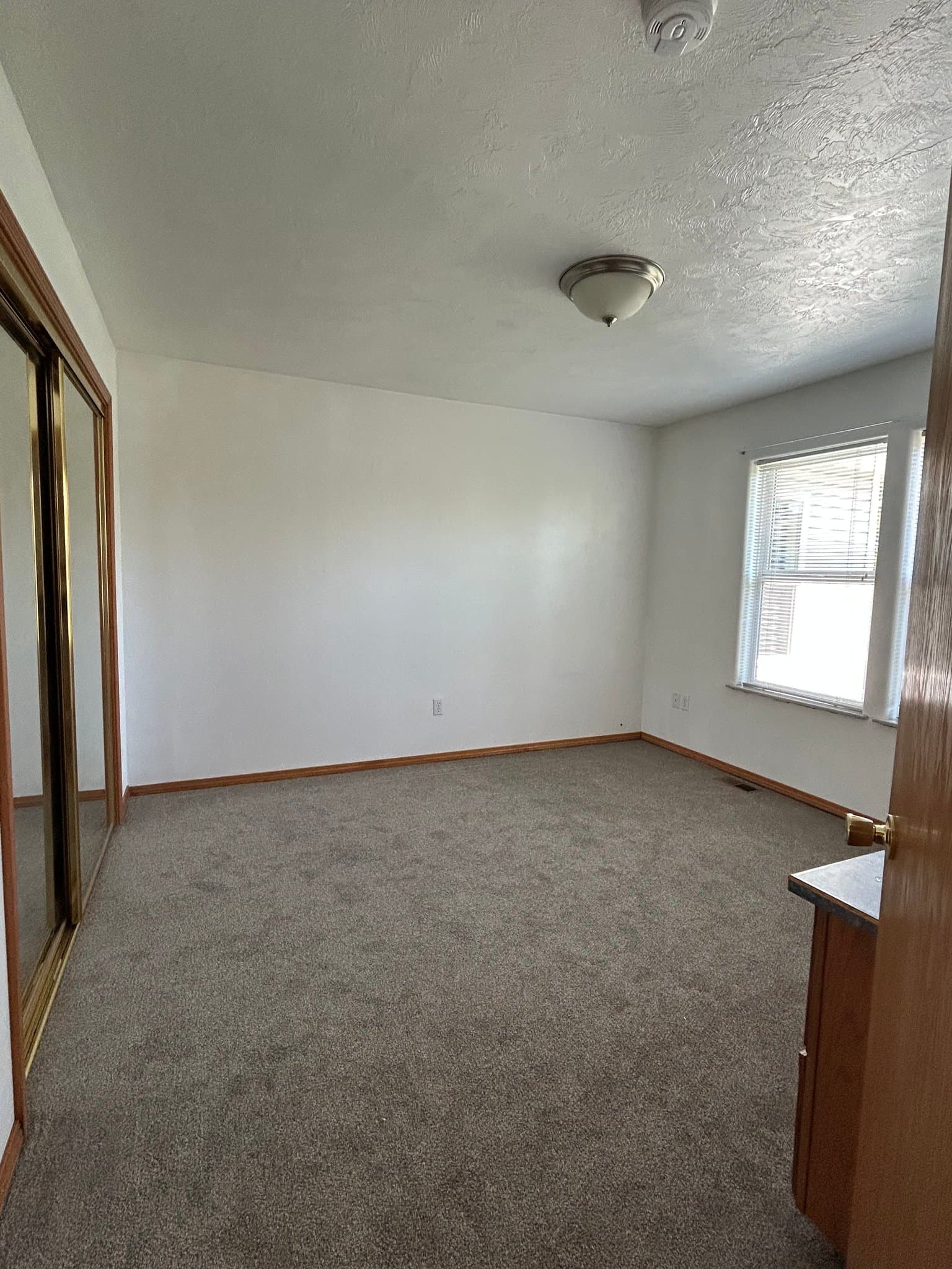 Albany House: 2950 Marion Street SE