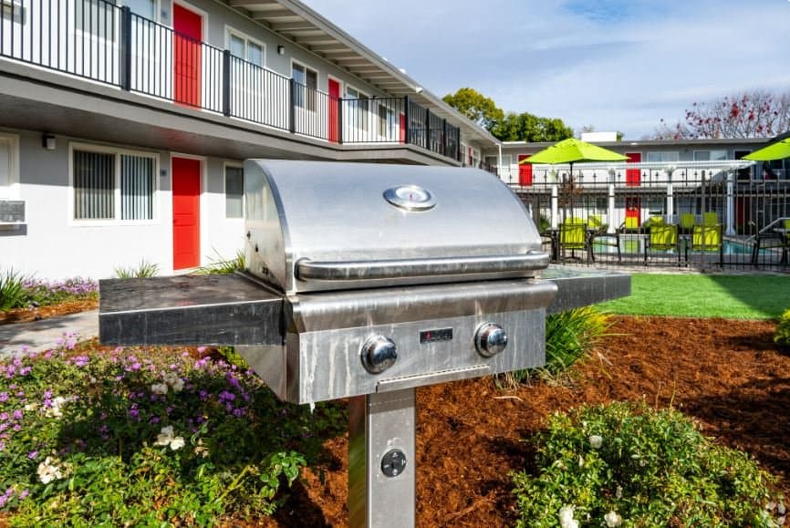 Livermore Apartment: 434 Junction Ave