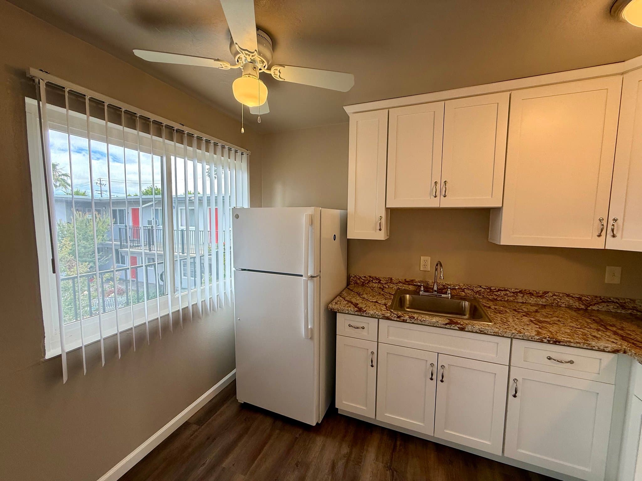 Livermore Apartment: 434 Junction Ave