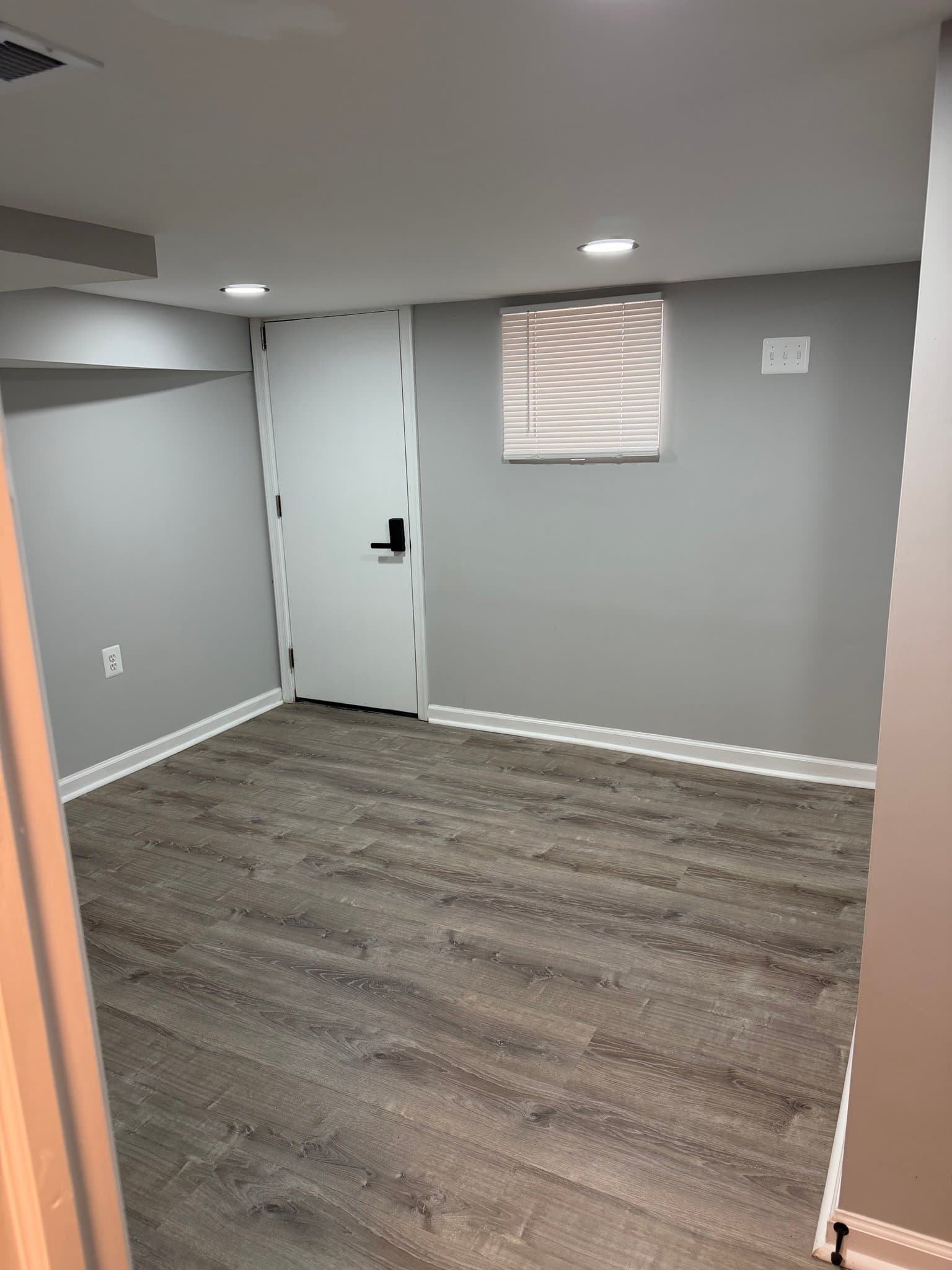 Baltimore Single Room: 803 Cator Avenue