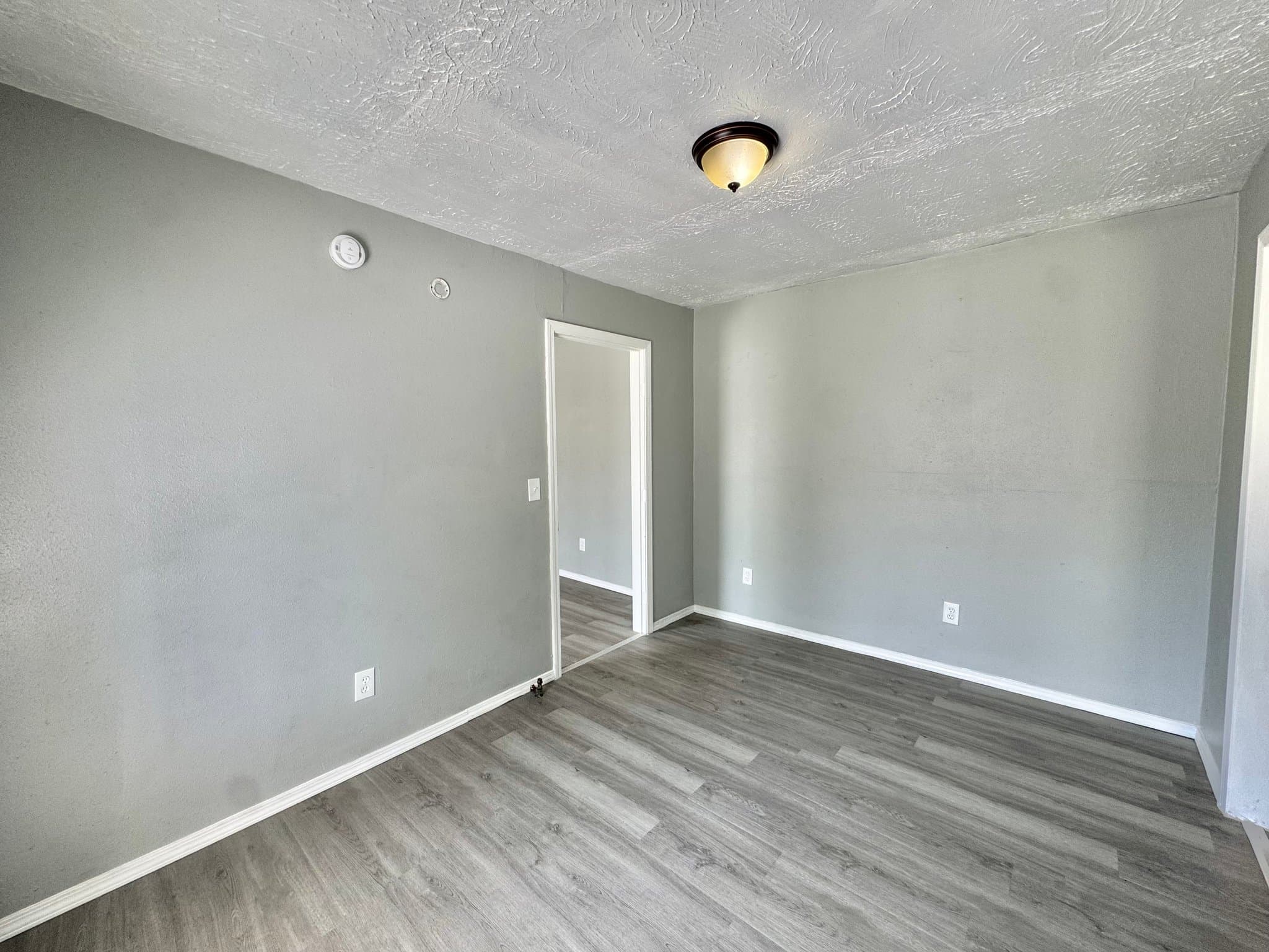 Oklahoma City House: 1501 Sw 30th St