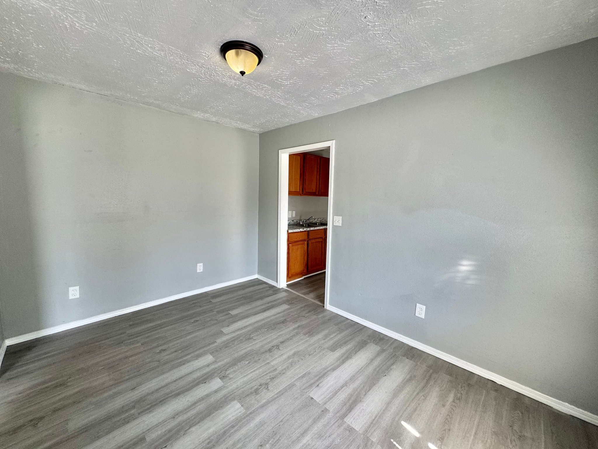 Oklahoma City House: 1501 Sw 30th St