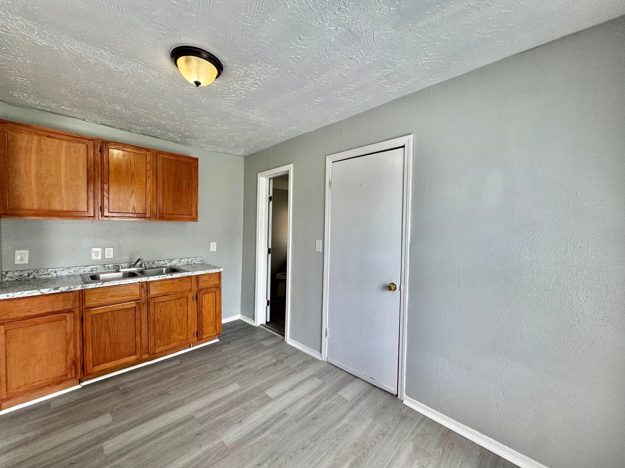 Oklahoma City House: 1501 Sw 30th St