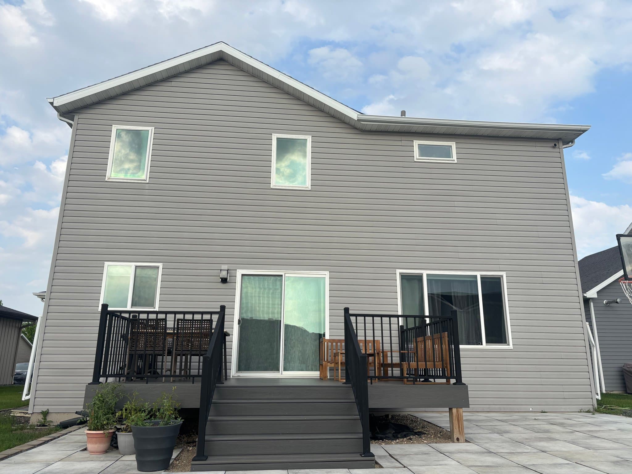 West Fargo House: 3034 Ridge Dr E