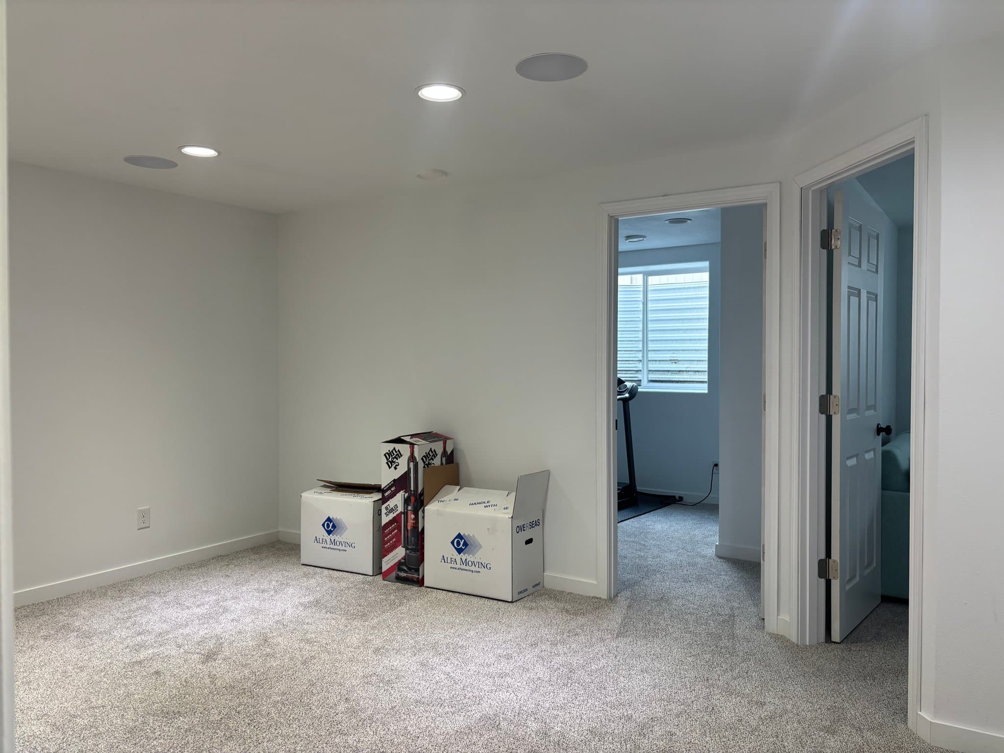 West Fargo House: 3034 Ridge Dr E