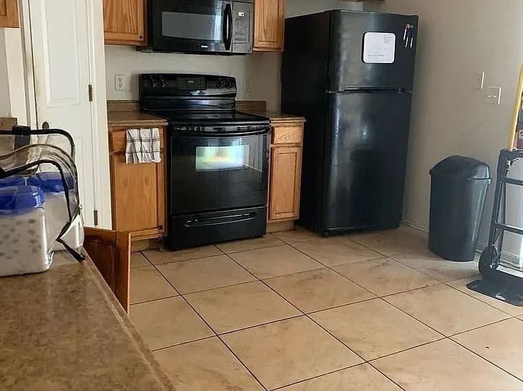 palm bay House: 1767 orchid ct nw
