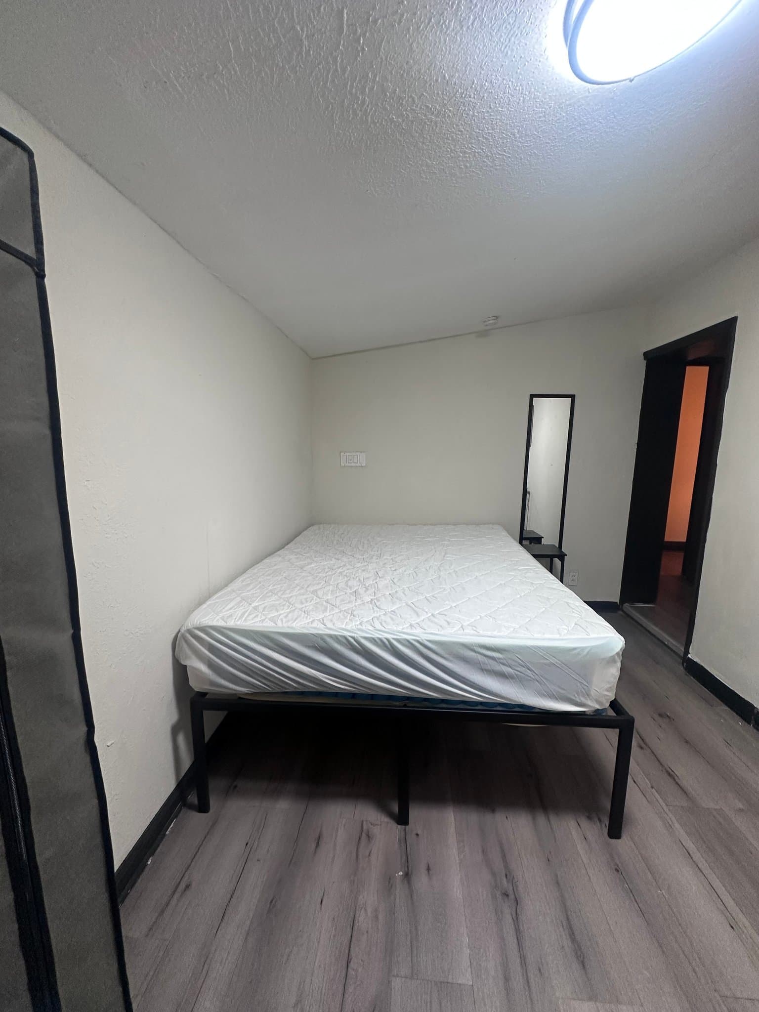 Orlando Single Room: 8328 Cristobal Circle