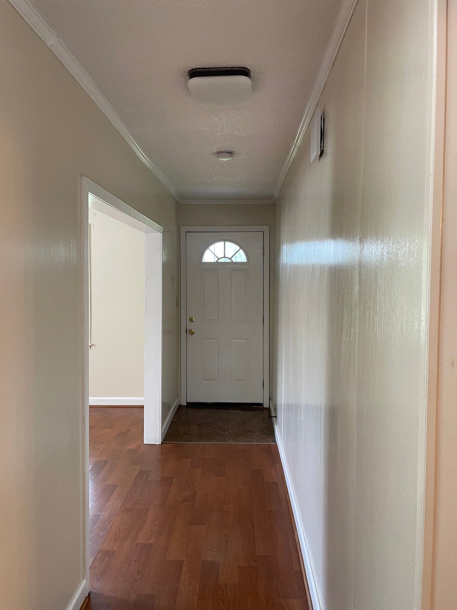 Timmonsville House: 2103 Burins Dr