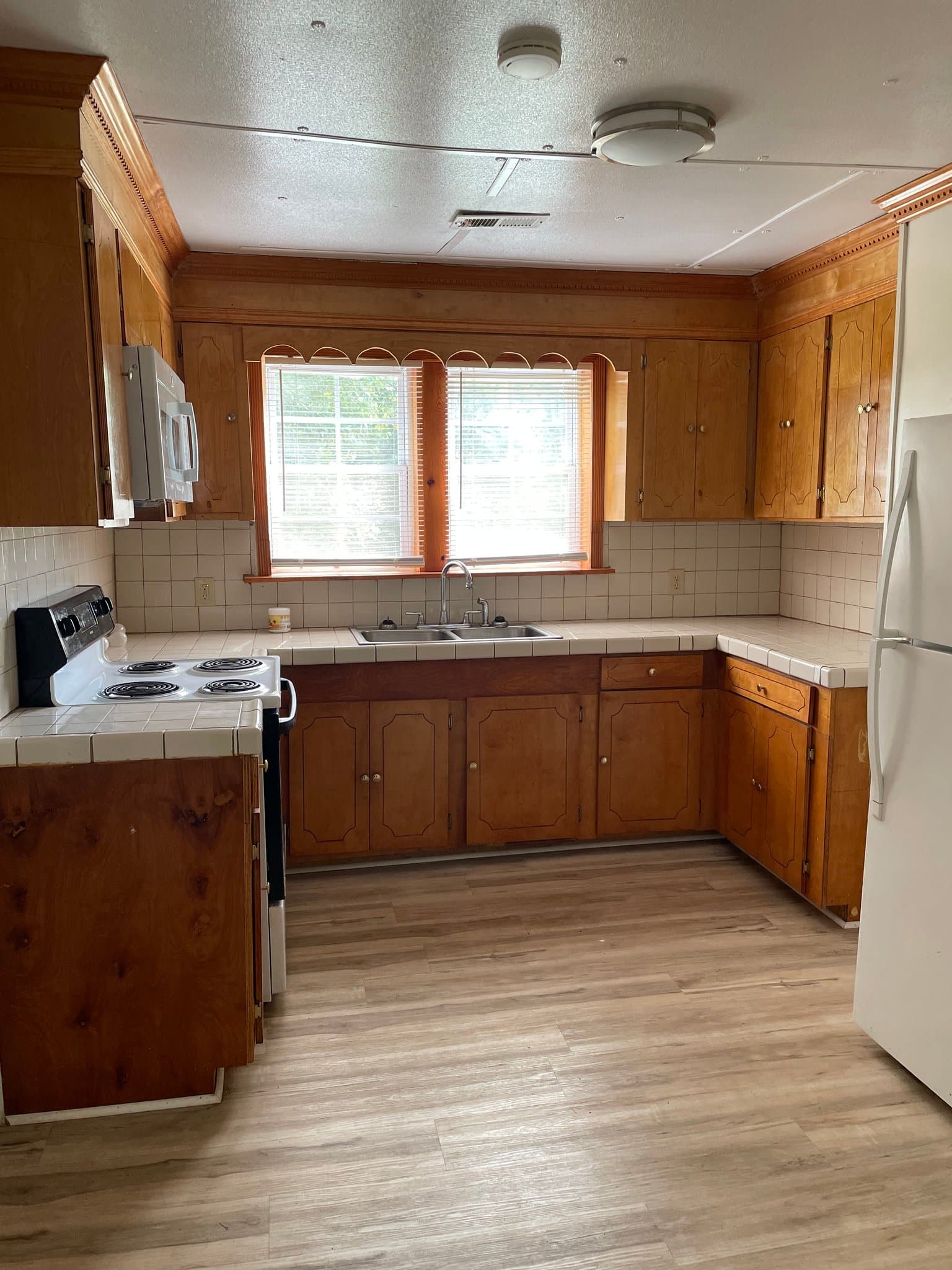 Timmonsville House: 2103 Burins Dr