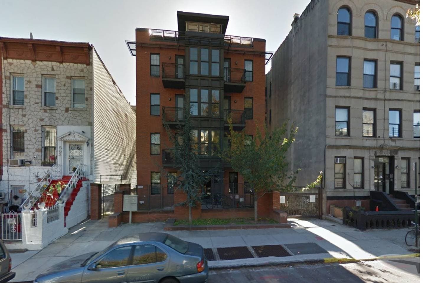 Brooklyn Single Room: 558 Lafayette Ave