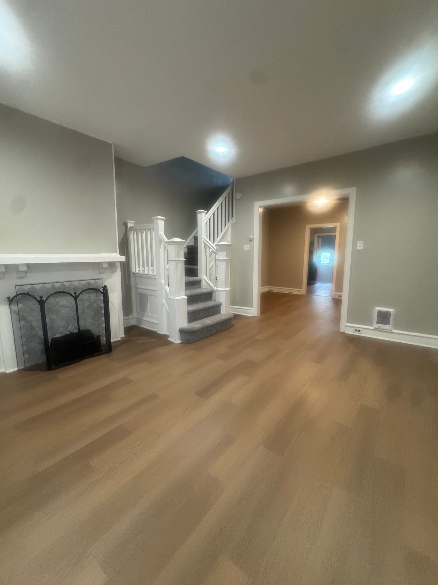 Philadelphia Townhome: 8XX Block of S Alden Street