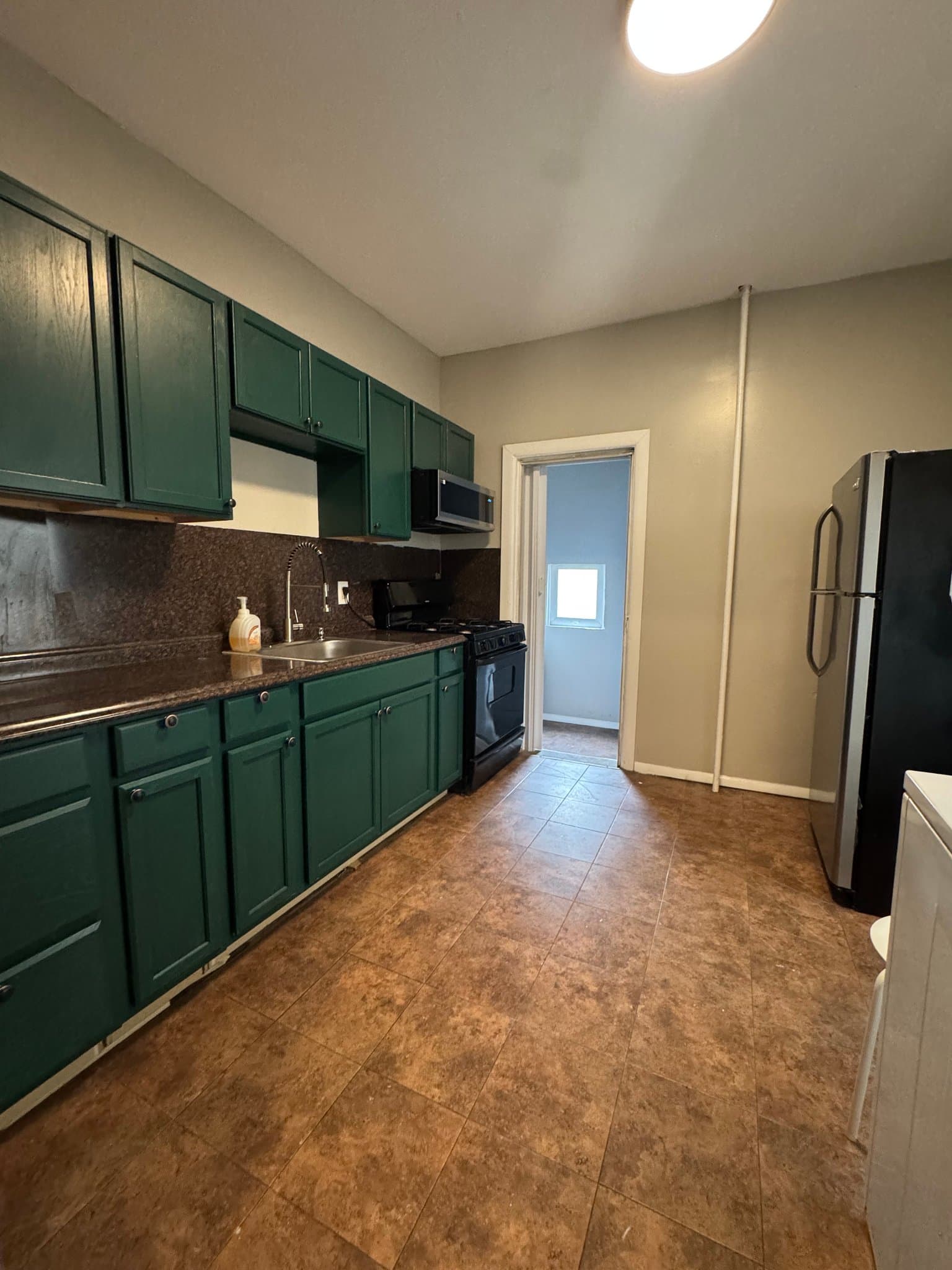 Philadelphia Townhome: 8XX Block of S Alden Street