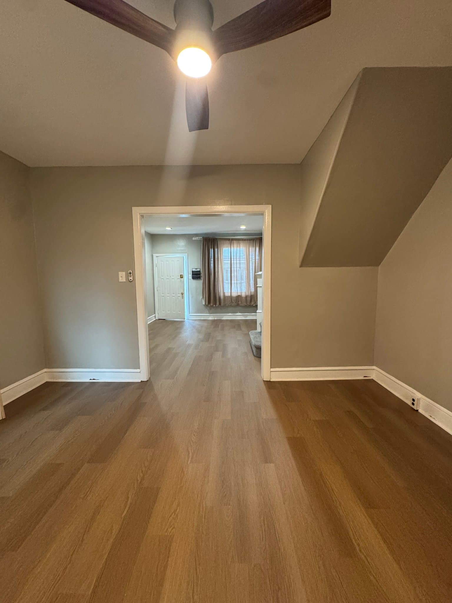 Philadelphia Townhome: 8XX Block of S Alden Street