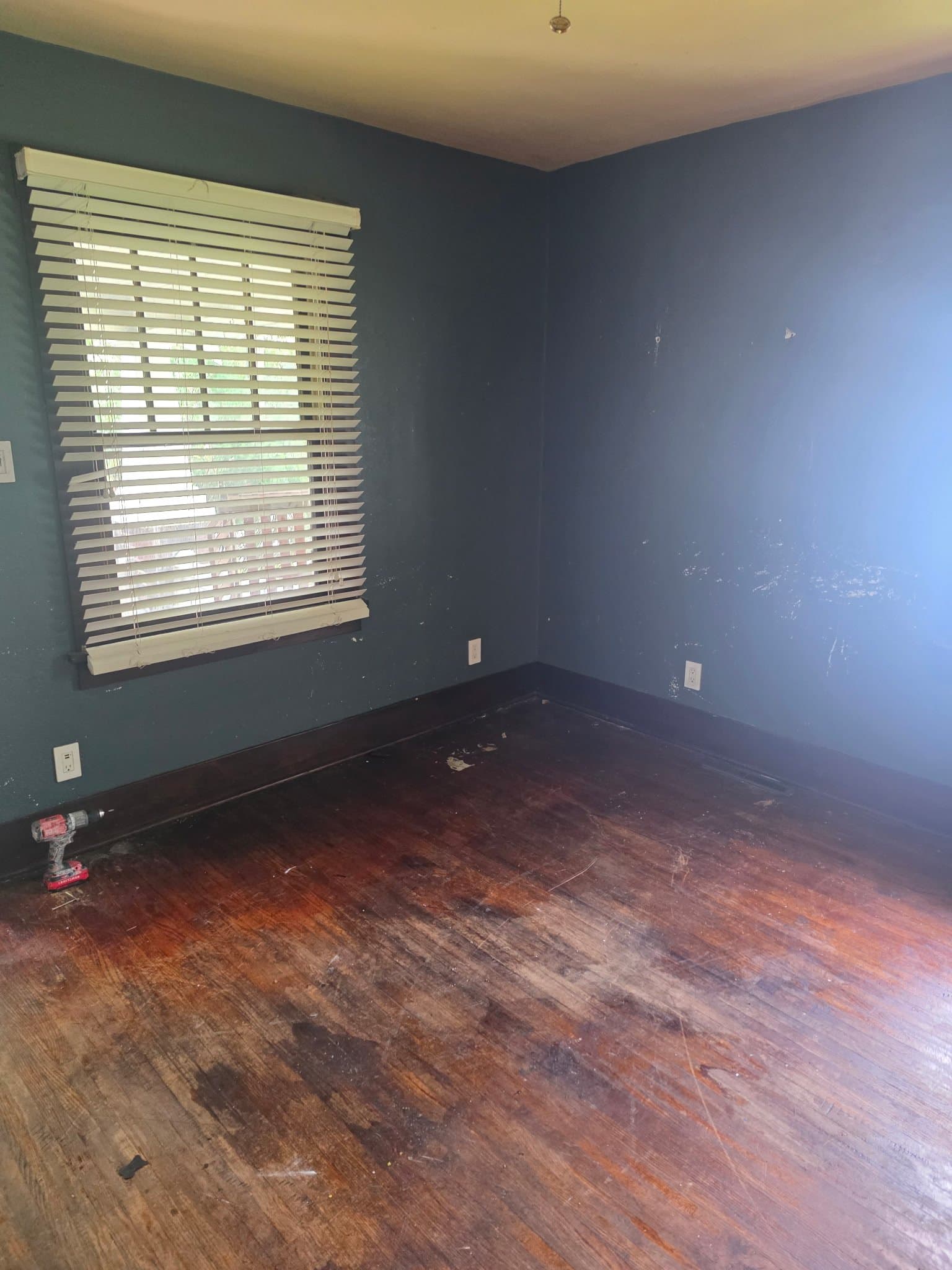 Decatur House: 1830 N Lowber St