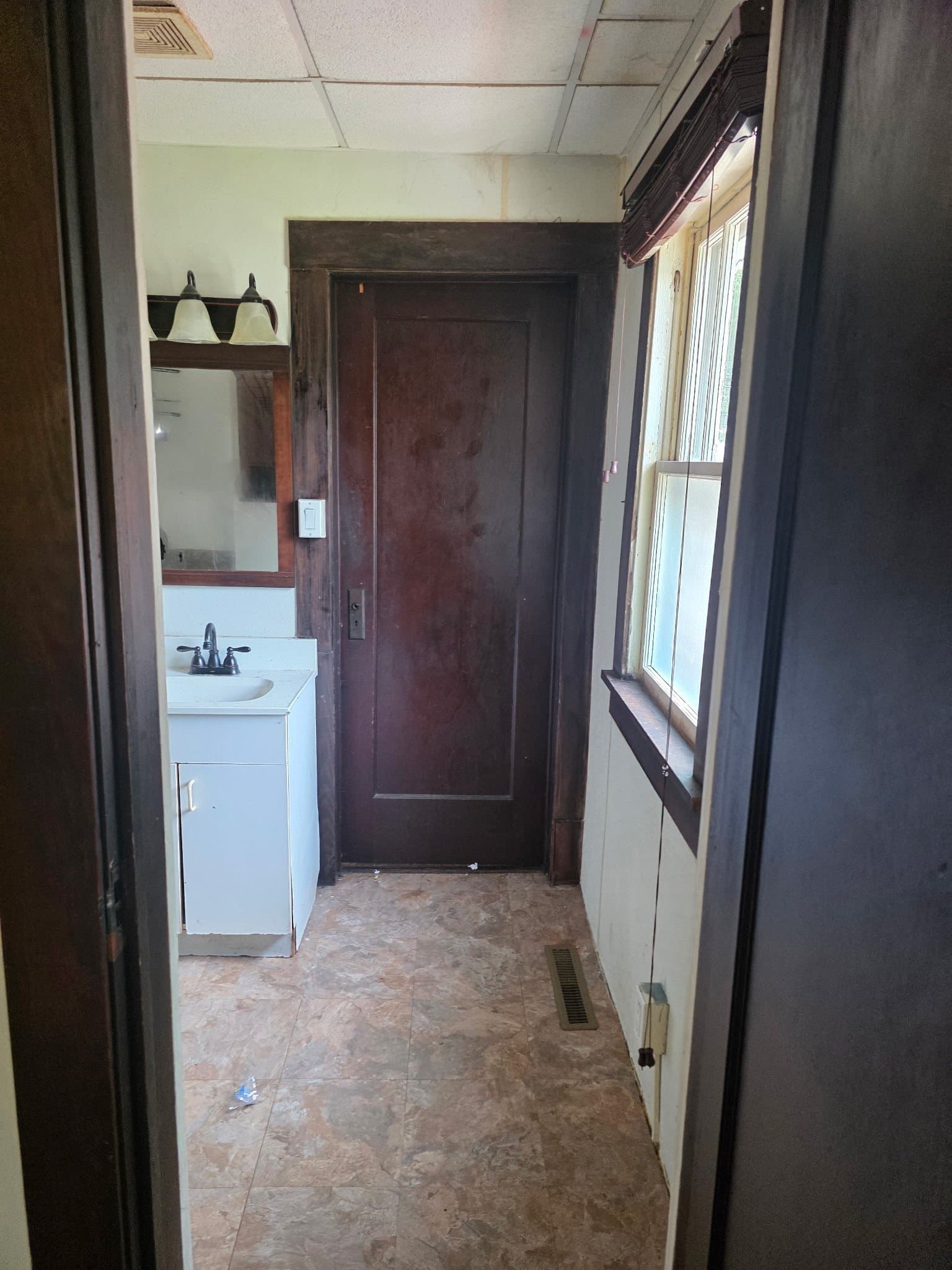 Decatur House: 1830 N Lowber St