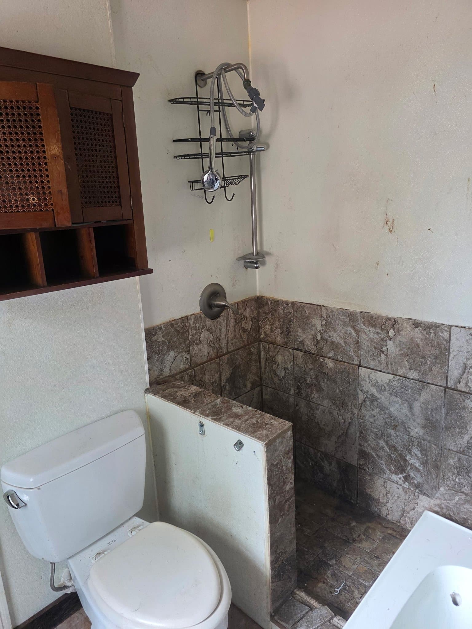 Decatur House: 1830 N Lowber St