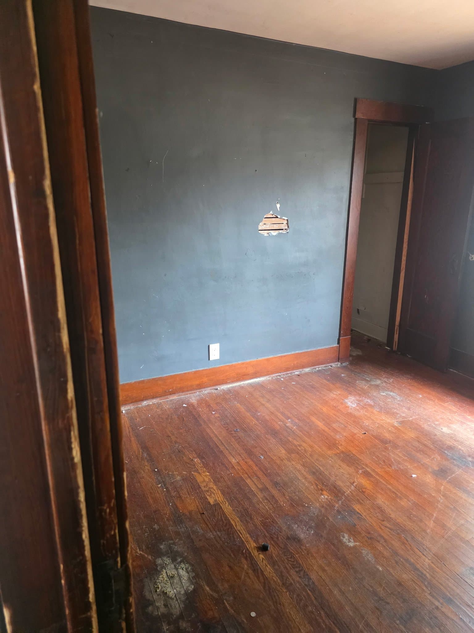 Decatur House: 1830 N Lowber St