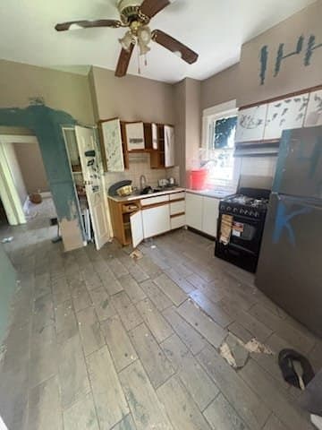 St Louis House: 7014 Greenway Ave