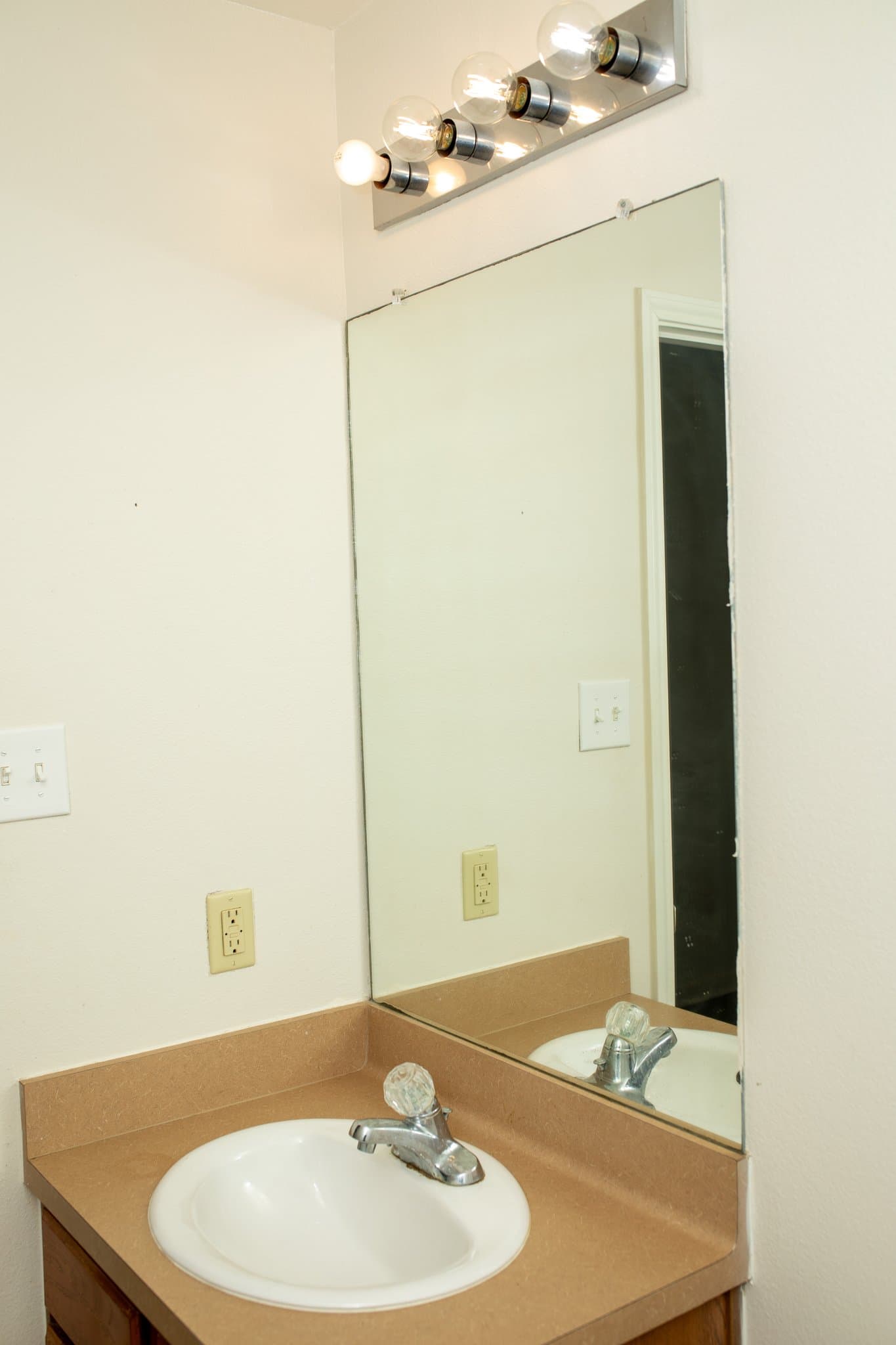 Hempstead Multiplex: 23299 High Point St