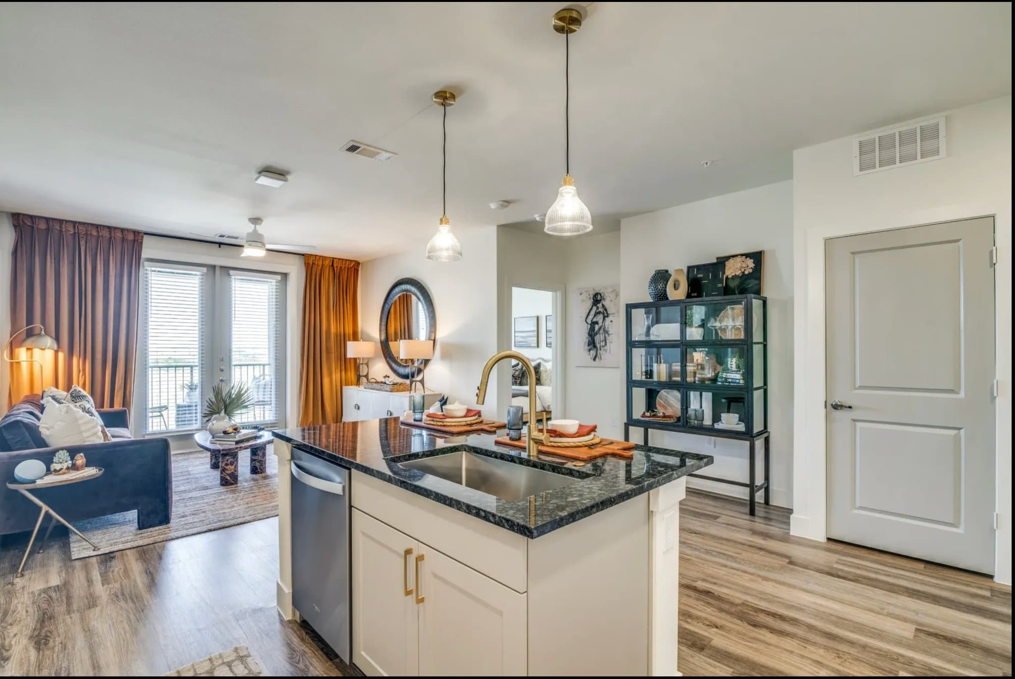 Lewisville Apartment: 2200 E. SH 121 Business