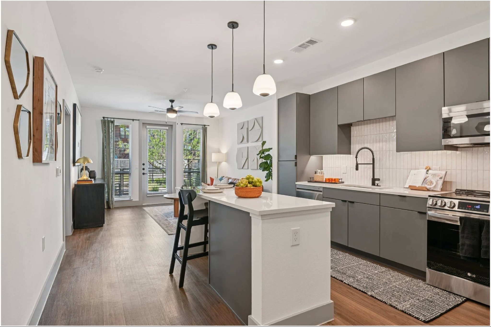 Lewisville Apartment: 2901 Lady Bettye Drive
