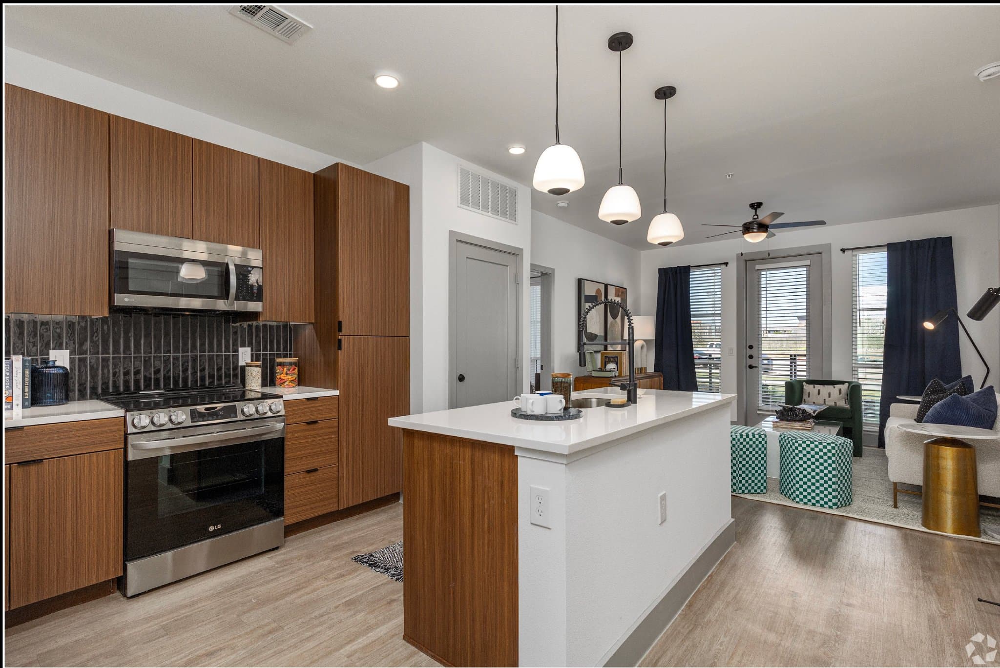 Lewisville Apartment: 2901 Lady Bettye Drive