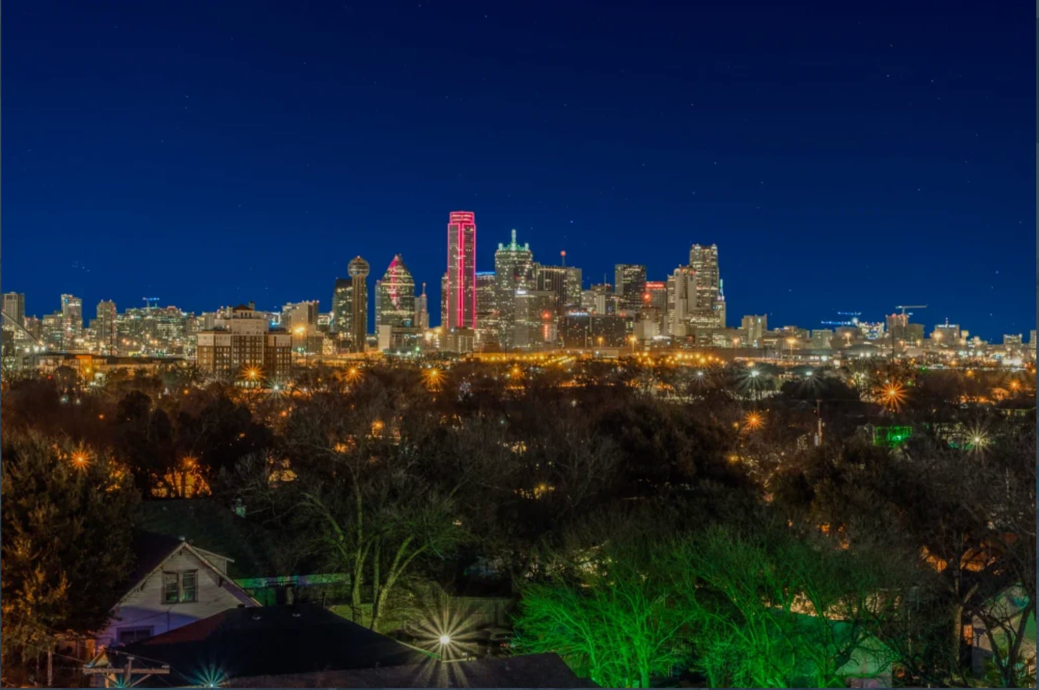 Dallas Apartment: 111 W Davis St