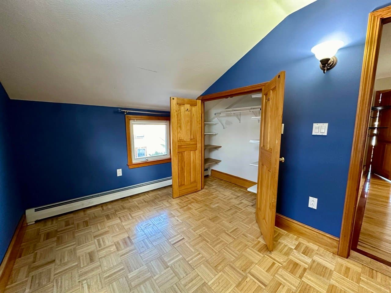 Windham House: 32 1st St