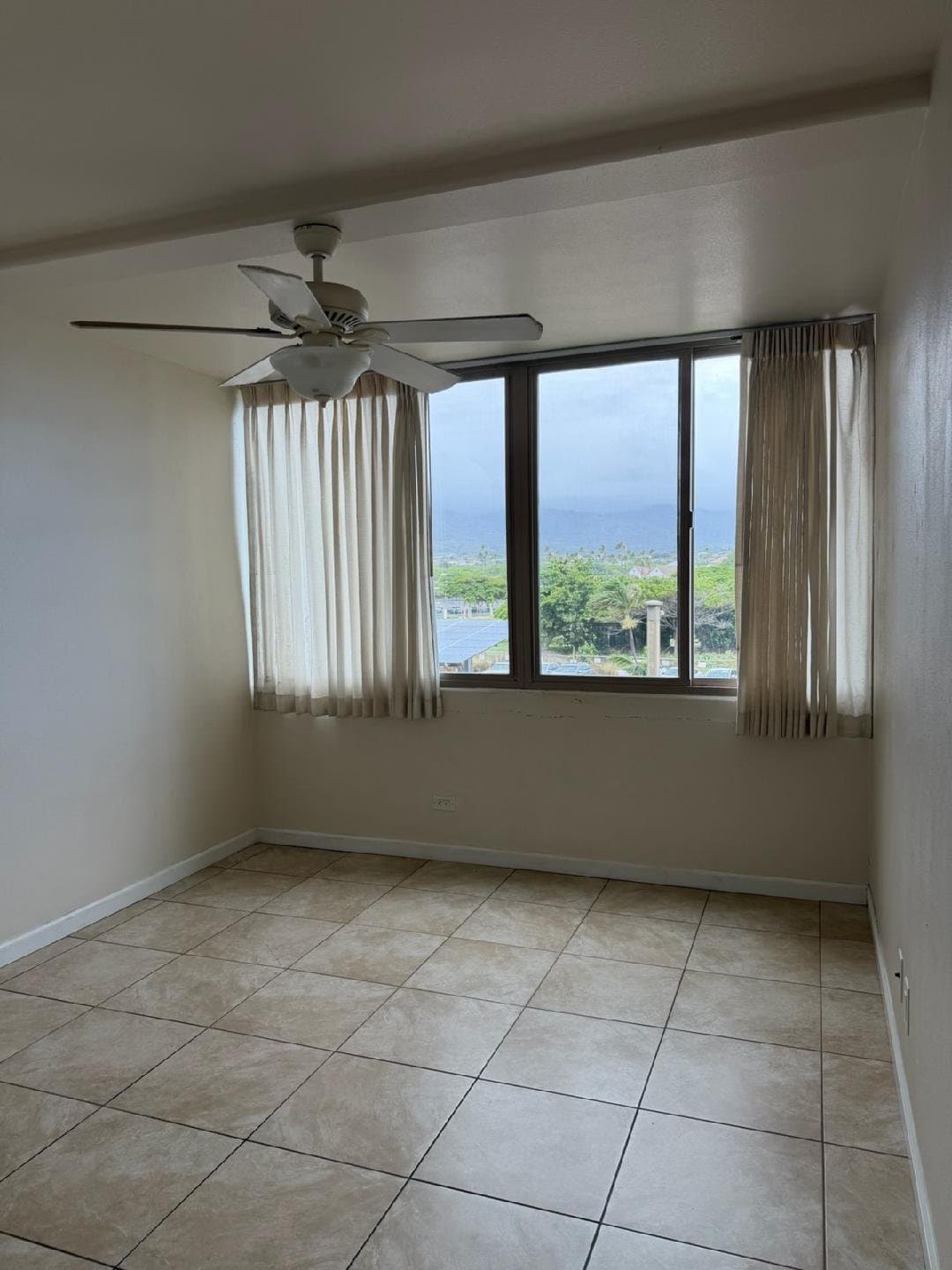 Kahului Apartment: 111 Kahului Beach Rd D314