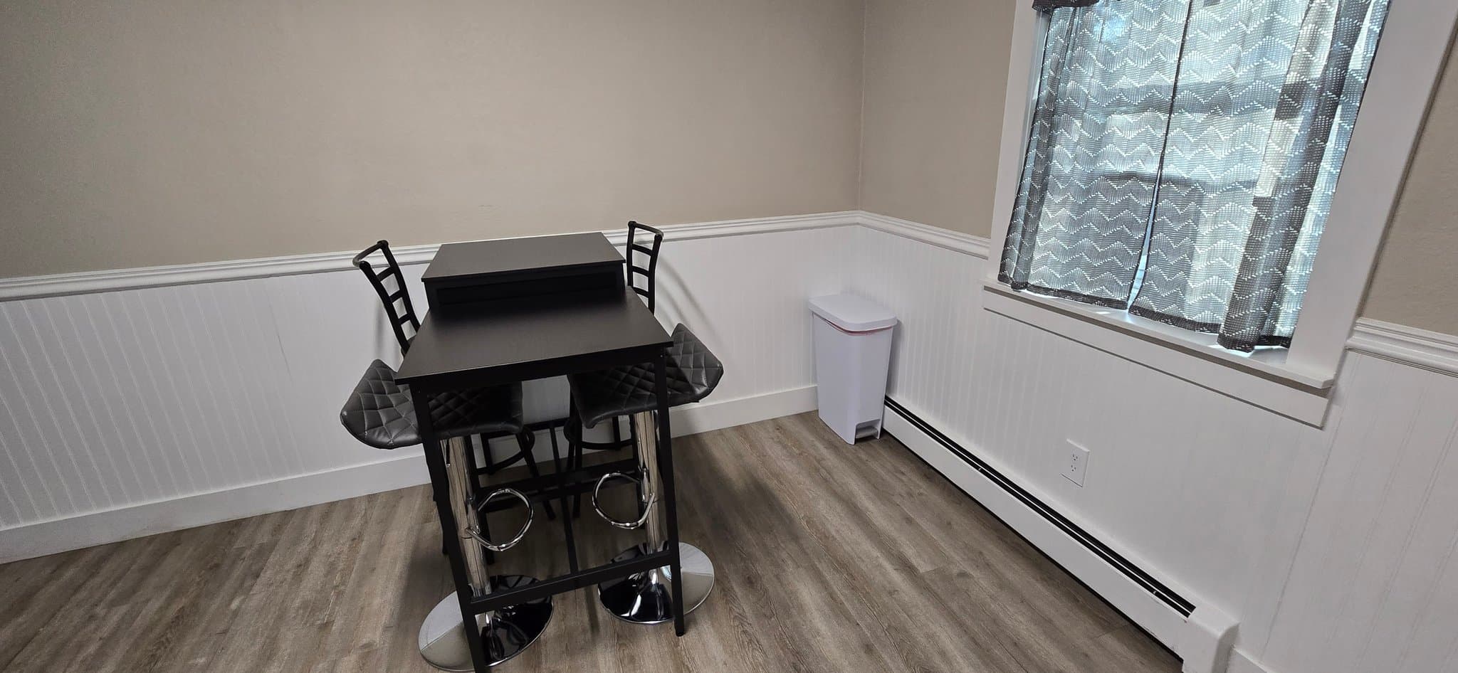 Anchorage Apartment: 1208 Denali Street