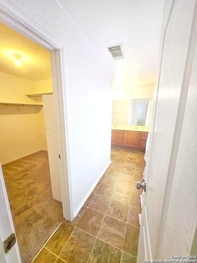 San Antonio House: 1247 Hunters Plane