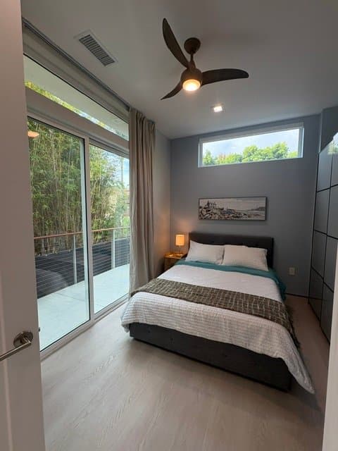 Del Mar House: 14073 Mira Montana Drive