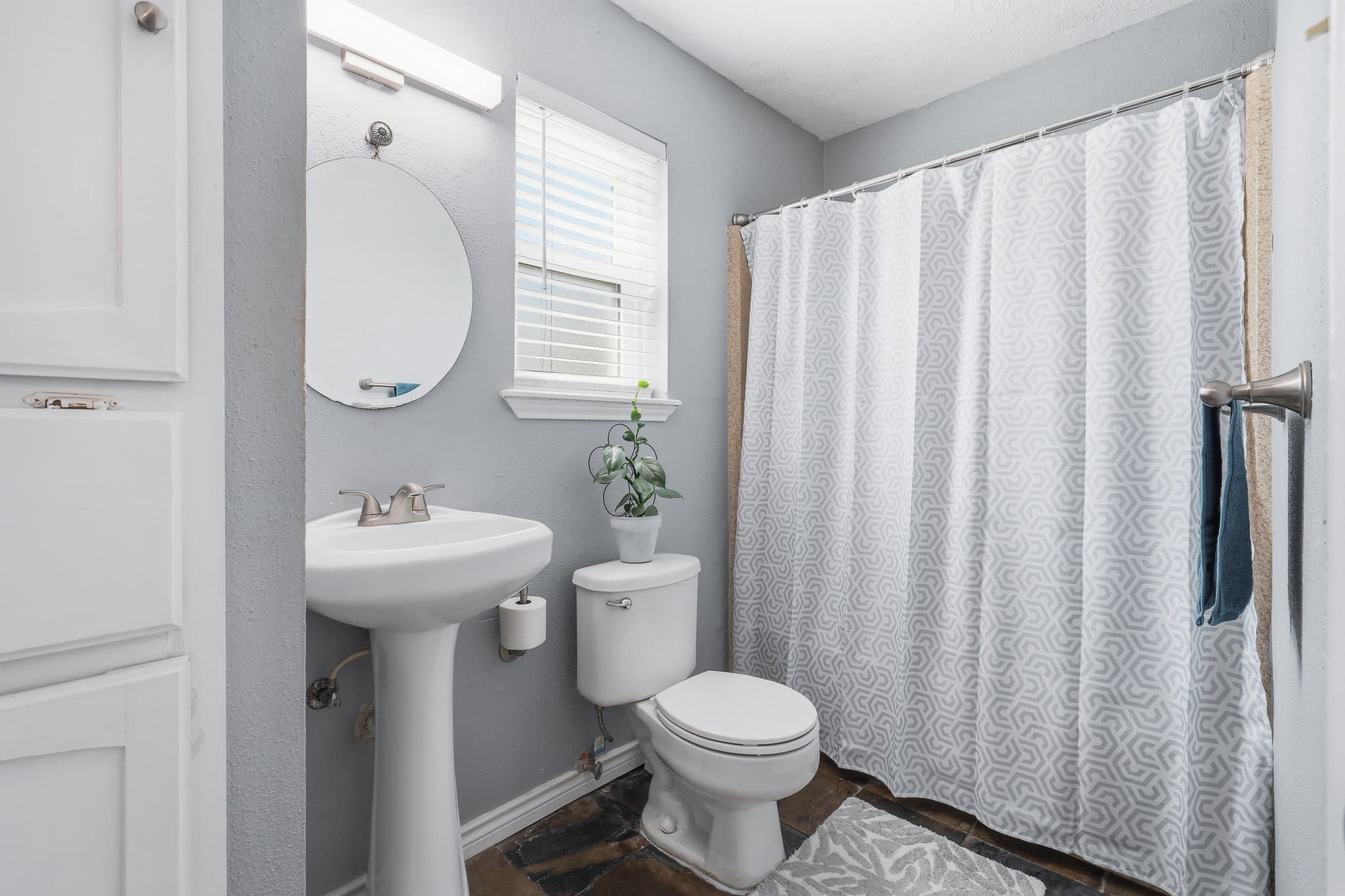 Corpus Christi Condo: 6702 Everhart