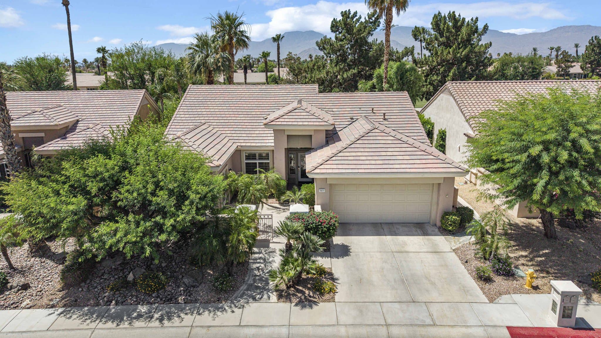 Palm Desert House: 78337 Gray Hawk Dr