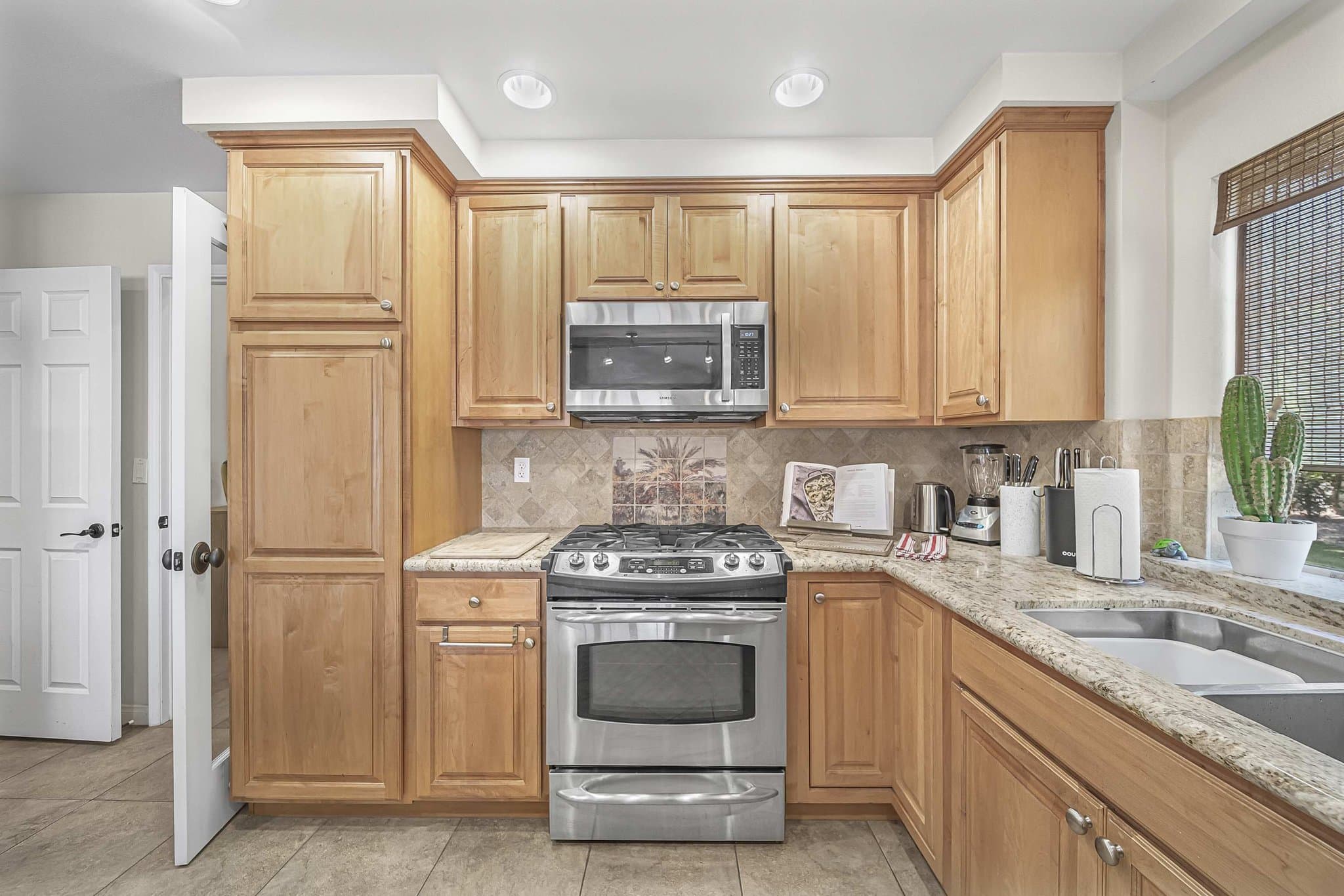 Palm Desert House: 77779 St Augustine Dr.