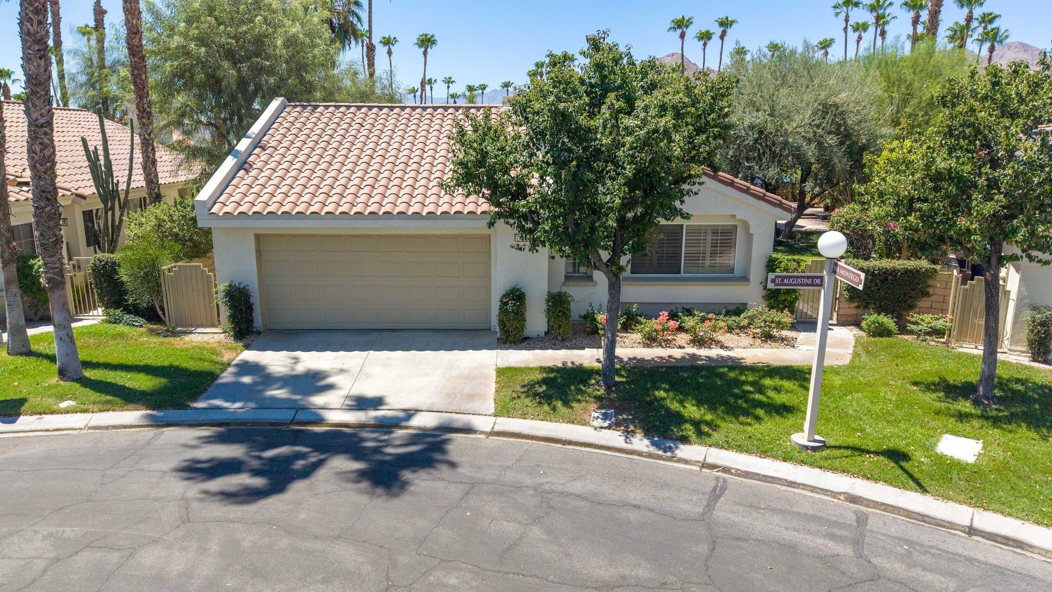 Palm Desert House: 77779 St Augustine Dr.