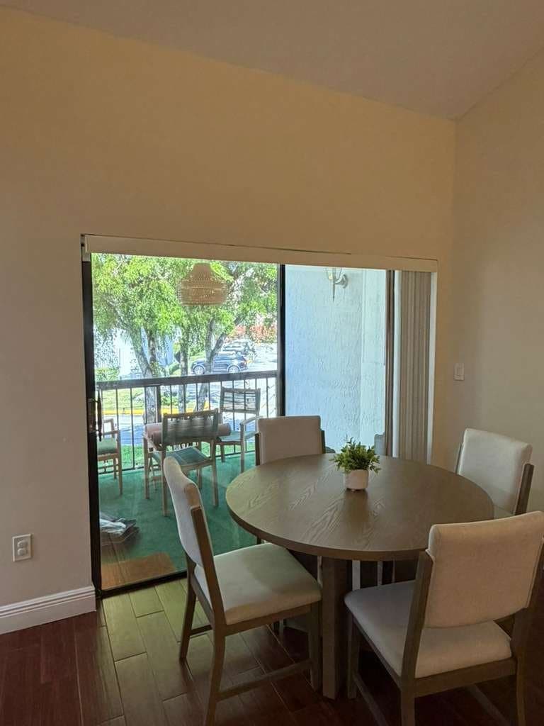 Miami Condo: 94 Fontainebleau Blvd