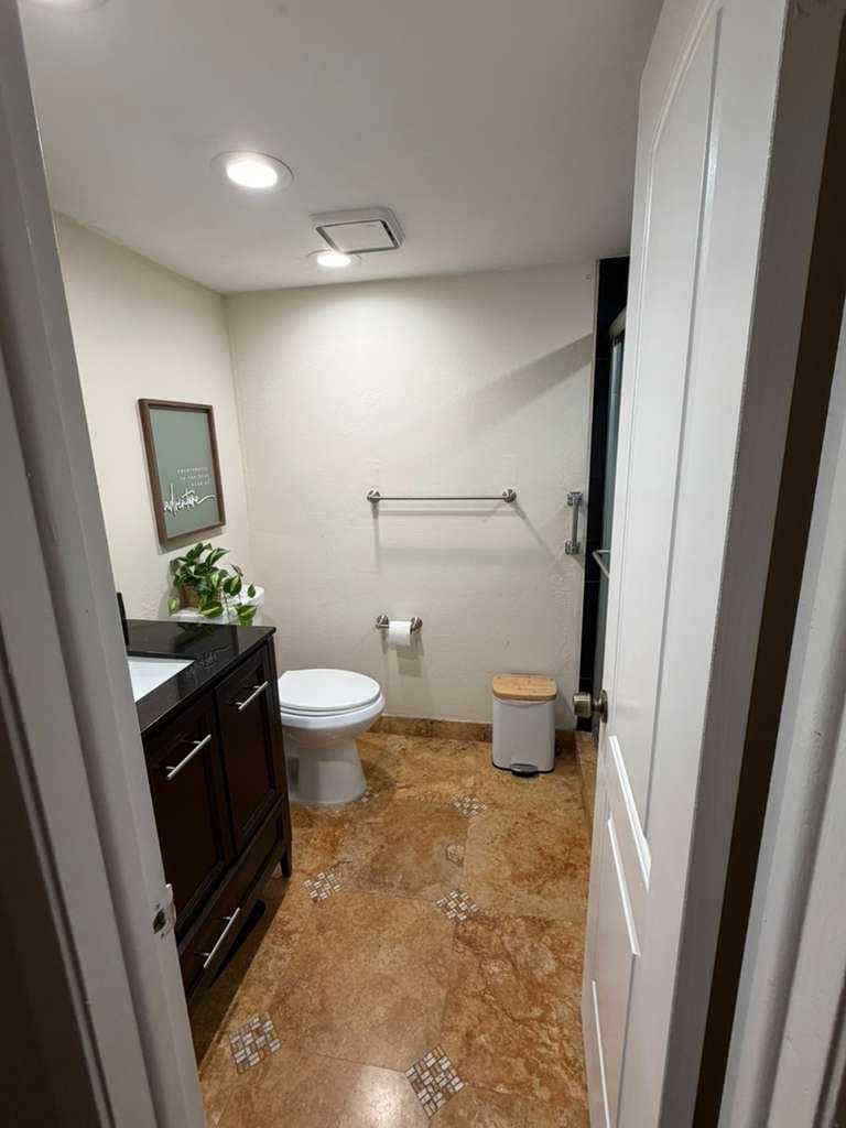 Miami Condo: 94 Fontainebleau Blvd