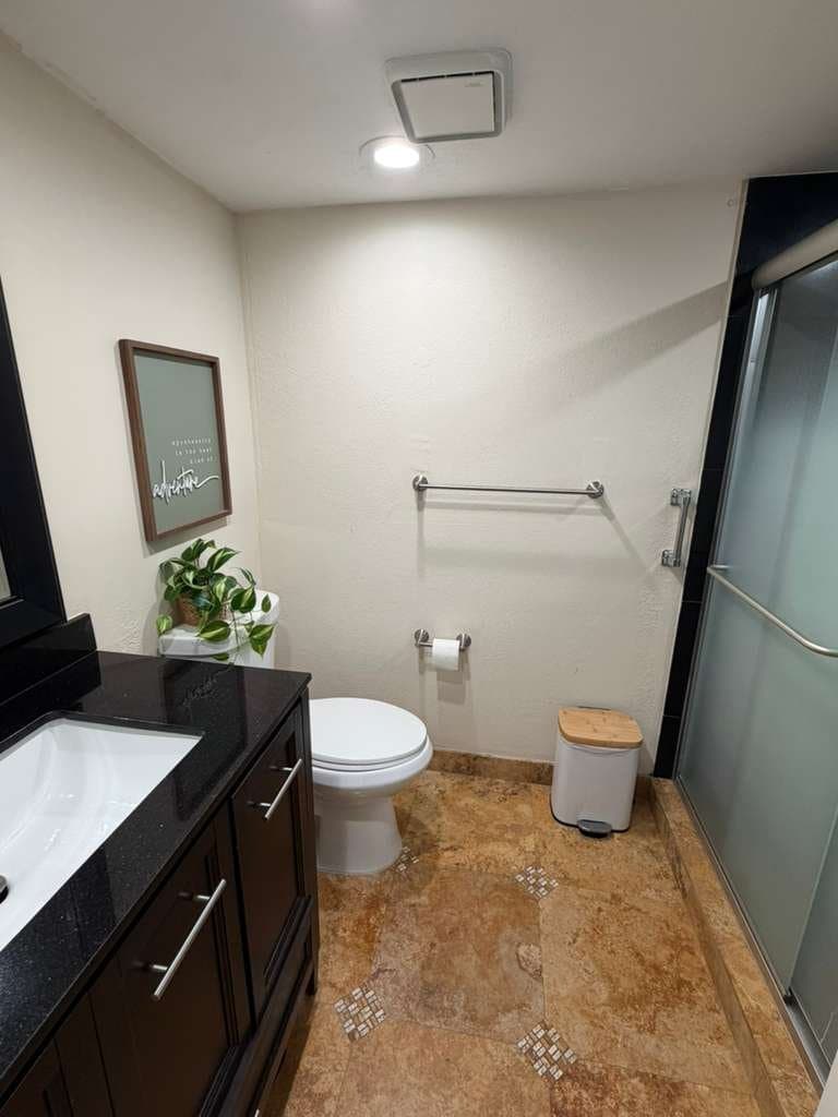 Miami Condo: 94 Fontainebleau Blvd