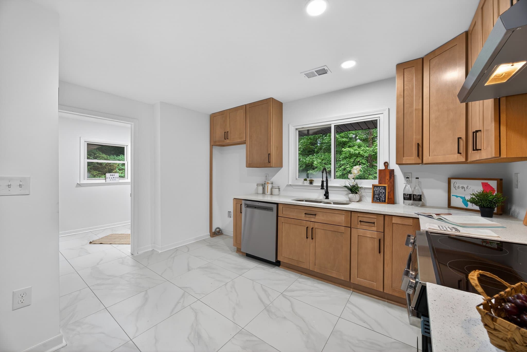 Atlanta House: 1803 Fay Street SE
