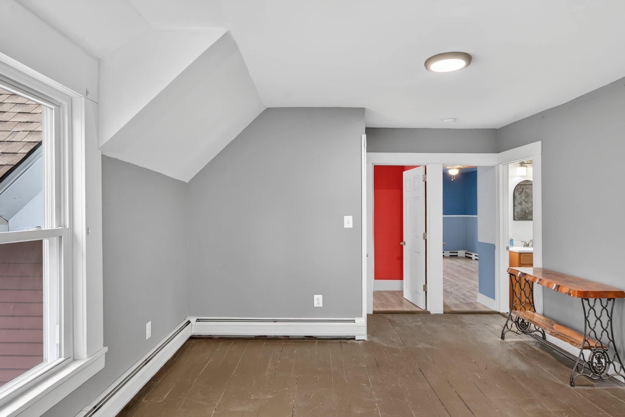 Orange Apartment: 37 W Myrtle St