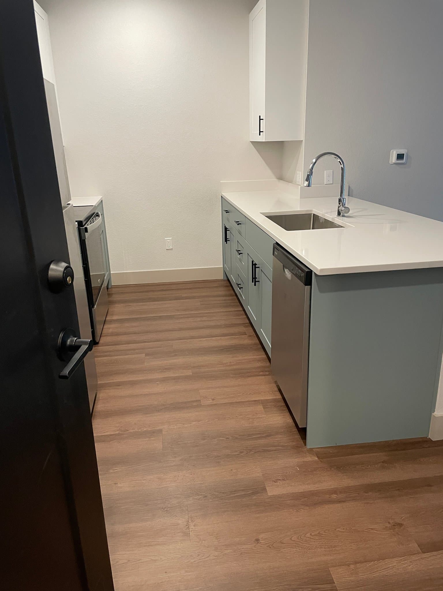 Denver Single Room: 3000 Bates Avenue