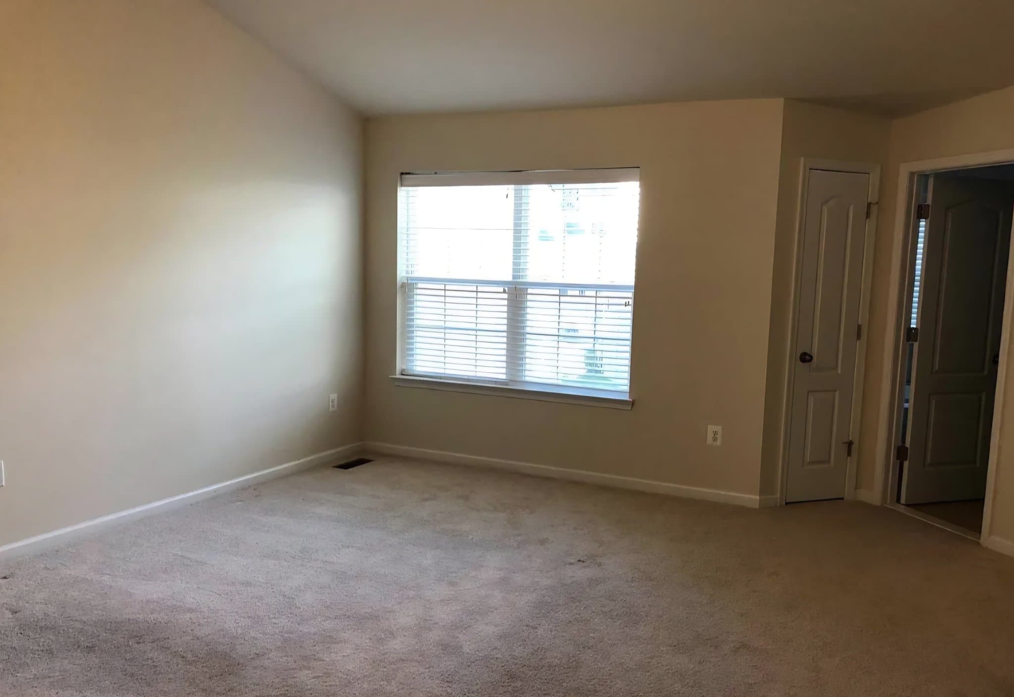 Gambrills Townhome: 670 Highland Farms Cir