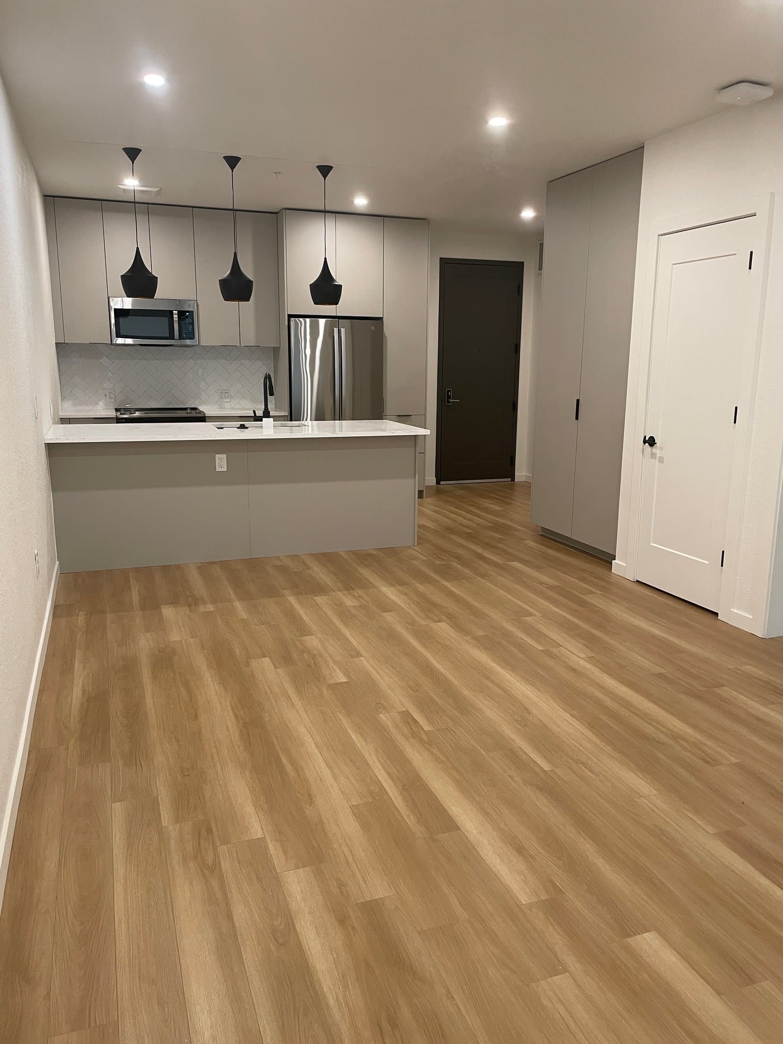 Aurora Single Room: 1380 North Uvalda Street