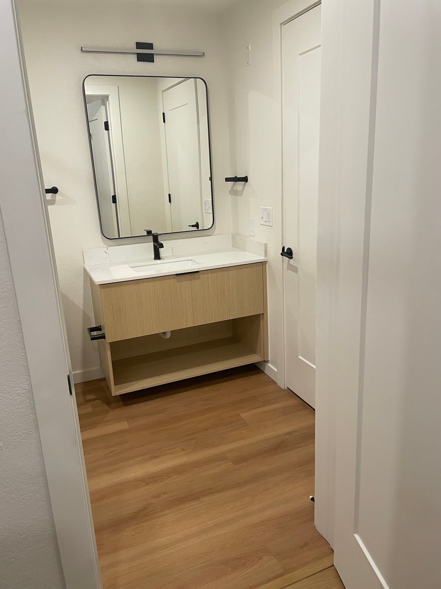 Aurora Single Room: 1380 North Uvalda Street