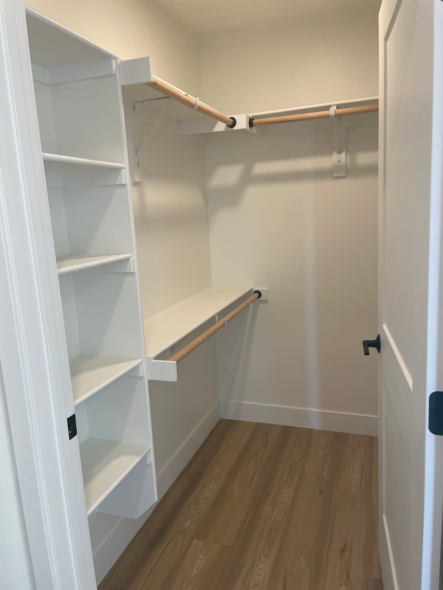 Denver Single Room: 600 Park Avenue West