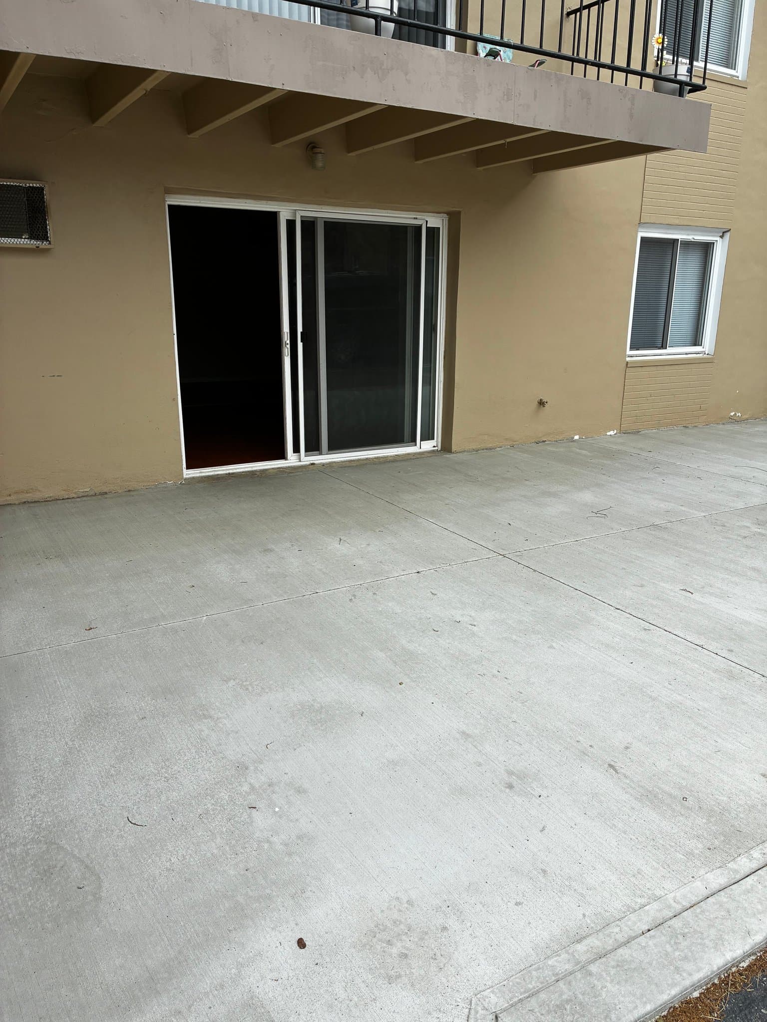 Cincinnati Apartment: 728 Ohio Pike