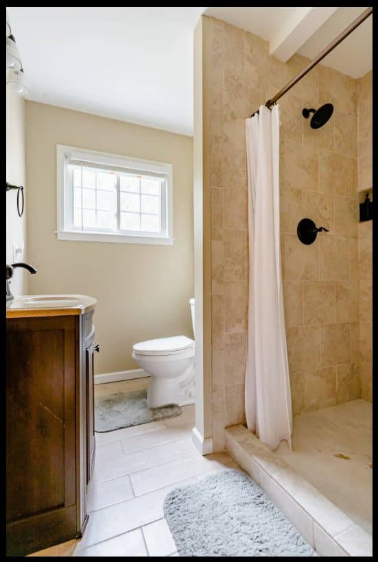 Blowing Rock House: 5190 US Hwy 321 S